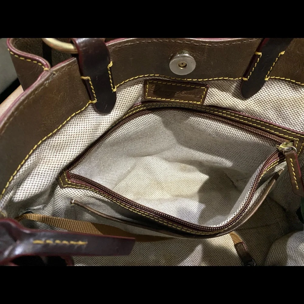 Dooney & Bourke Florentine Large Zip Barlow - Picture 9 of 14